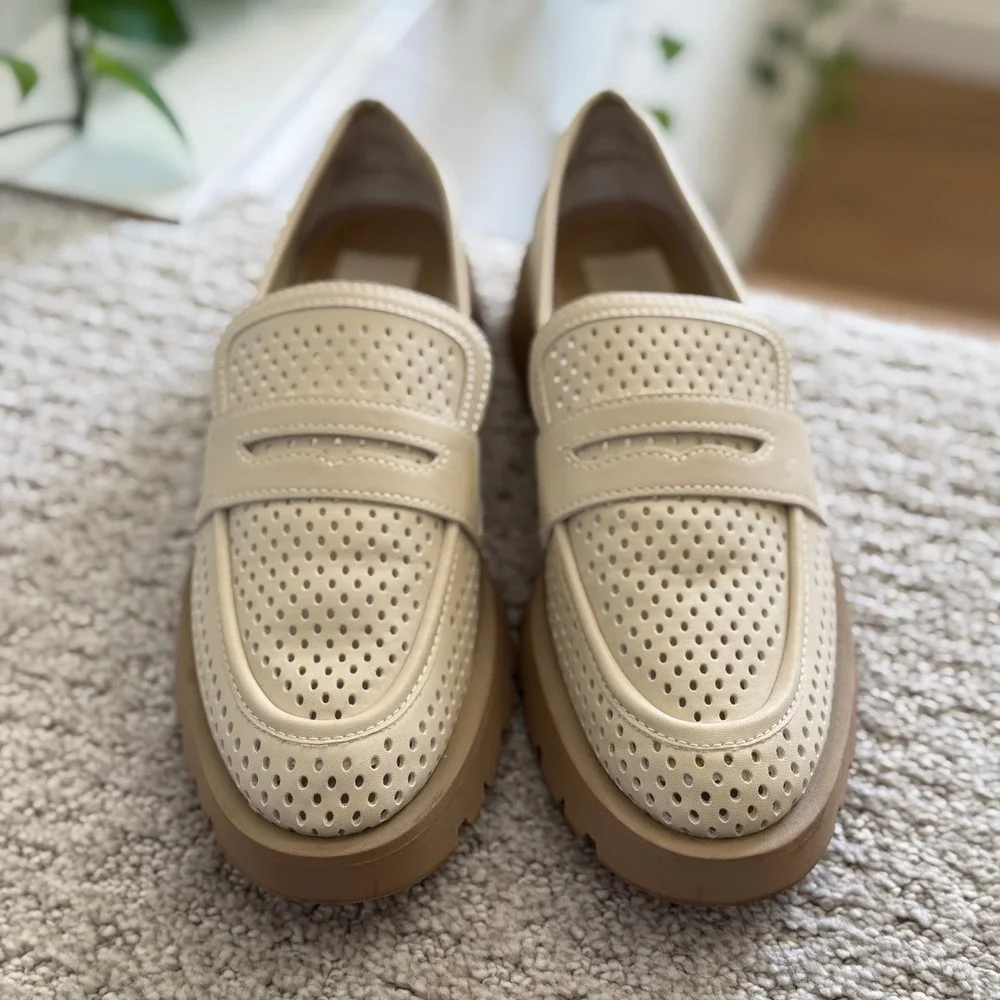 Dolce‎ Vita Ersula Perforated Loafer SLIP ON Beige Women 9 FAUX LEATHER CHUNKY